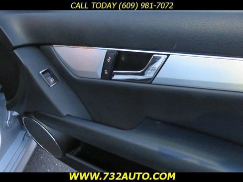 Used 2010 Mercedes-Benz C 300 Sedan image 16