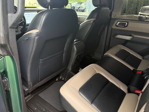 Used 2023 Ford Bronco Wildtrak AWD/4WD image 36