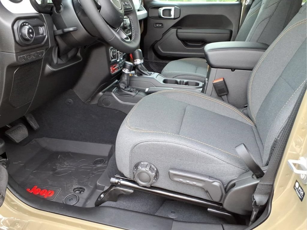 New 2026 Jeep Gladiator Mojave AWD/4WD image 13