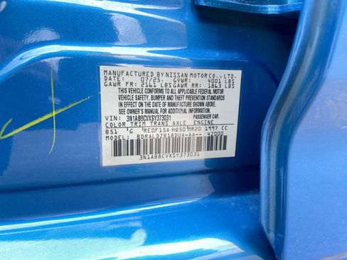 Used 2025 Nissan Sentra SV FWD image 23