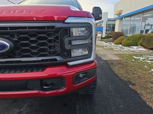 Used 2023 Ford F250 XLT w/ XLT Premium Package image 10