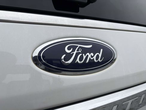 Used 2021 Ford Expedition XLT RWD image 10