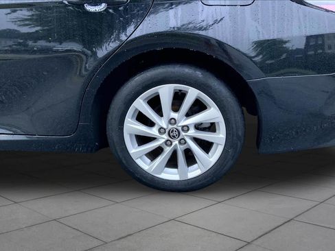 Used 2024 Toyota Camry LE FWD image 11