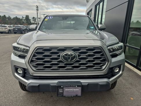 Used 2021 Toyota Tacoma TRD Off-Road image 3