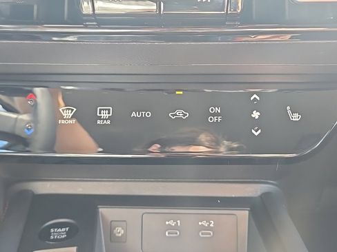 New 2026 Nissan Kicks SR w/ Cold Weather Package image 19