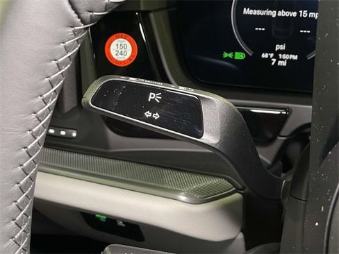 New 2026 Porsche Cayenne Coupe image 43