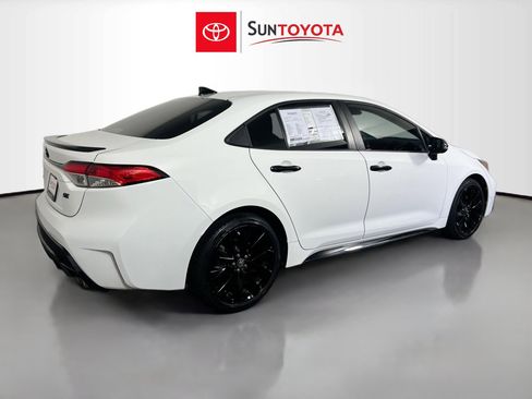 Used 2021 Toyota Corolla SE FWD image 4