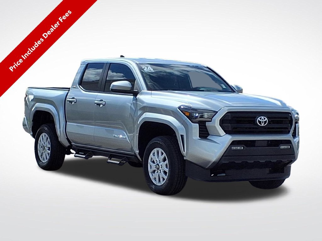 Used 2024 Toyota Tacoma SR5 AWD/4WD image 1