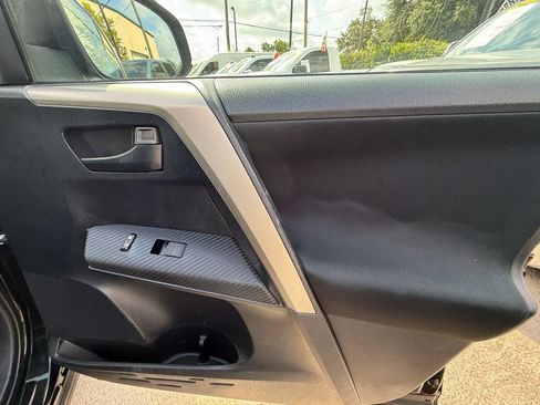 Used 2014 Toyota RAV4 LE FWD image 22
