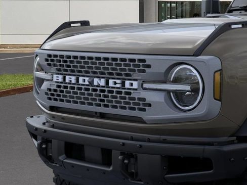 New 2026 Ford Bronco Badlands AWD/4WD image 19