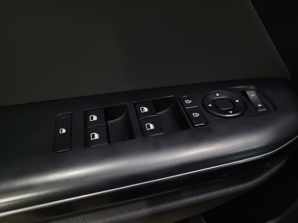 Used 2025 Kia K4 FWD image 27