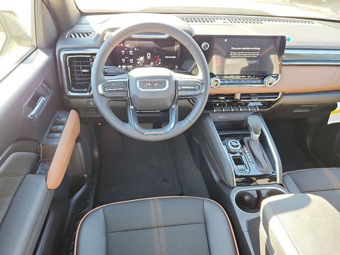 New 2026 GMC Canyon AT4 image 8