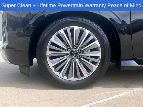 Used 2025 INFINITI QX80 Sensory AWD/4WD image 12