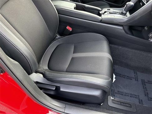 Used 2019 Honda Civic Sport image 10