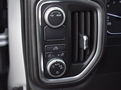 Used 2020 GMC Sierra 1500 SLE w/ Fleet Comfort Package image 25