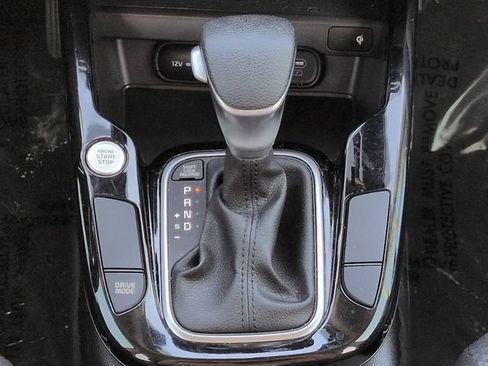 Used 2025 Kia Soul S FWD image 19