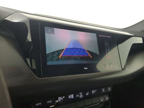 Used 2022 Audi e-tron GT Premium Plus image 28