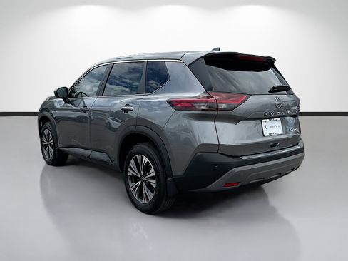 Used 2023 Nissan Rogue SV AWD/4WD image 5