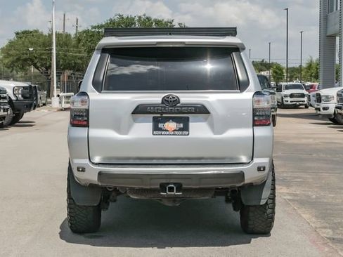 Used 2021 Toyota 4Runner TRD Off-Road Premium image 16