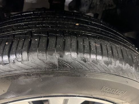 Certified 2023 Nissan Rogue SV image 44