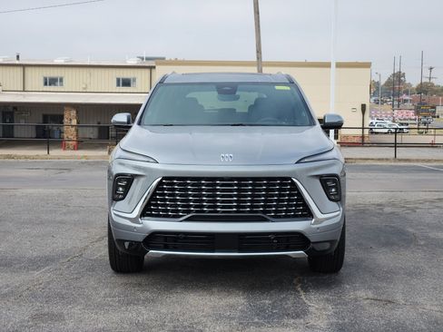 New 2026 Buick Enclave Avenir w/ Super Cruise Package image 6