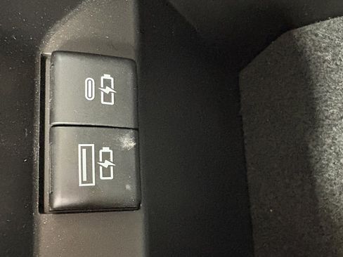 Used 2024 Toyota Camry XSE FWD image 27