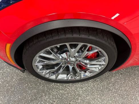 Used 2016 Chevrolet Corvette Z06 w/ 3LZ Preferred Equipment Group RWD image 29