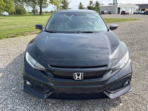 Used 2017 Honda Civic Sport Touring image 2