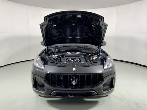 New 2026 Maserati Grecale Modena image 7