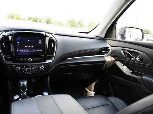 Used 2021 Chevrolet Traverse Premier w/ LPO, Floor Liner Package AWD/4WD image 26