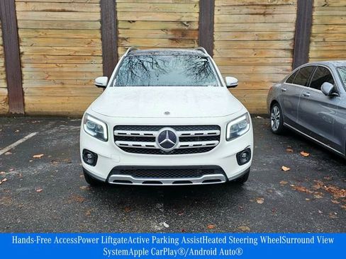 Used 2023 Mercedes-Benz GLB 250 4MATIC image 3