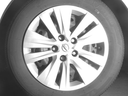 Used 2025 Nissan Sentra S FWD image 12
