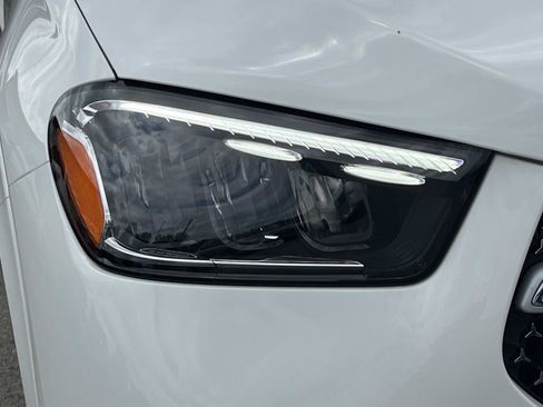 Used 2025 Mercedes-Benz GLE 350 4MATIC image 8