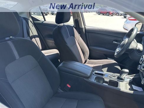 Used 2024 Nissan Sentra SV FWD image 4