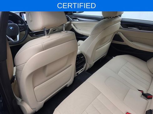 Certified 2023 BMW 530e w/ Premium Package RWD image 15