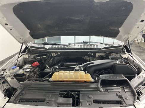 Used 2017 Ford F150 XLT w/ Equipment Group 302A Luxury image 27