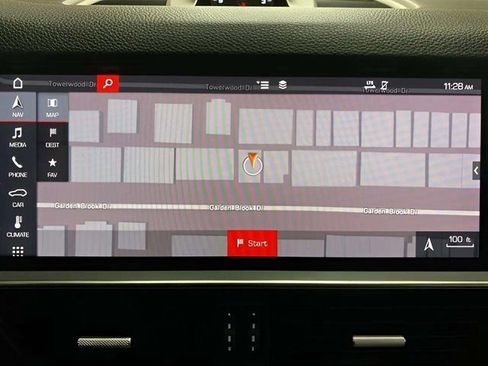 Used 2019 Porsche Cayenne w/ Premium Package image 44