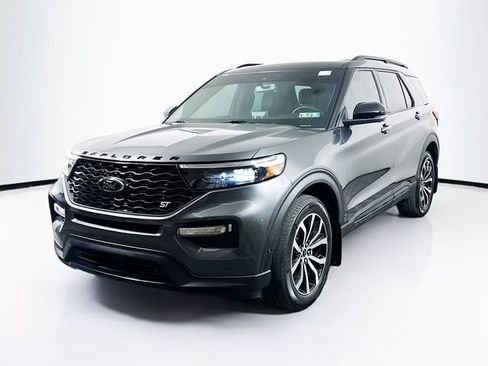 Used 2020 Ford Explorer ST w/ Premium Technology Package AWD/4WD image 3