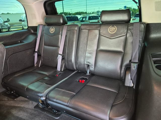 Used 2013 Cadillac Escalade Platinum AWD/4WD image 11