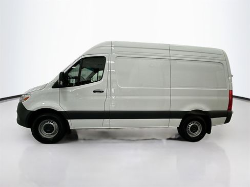 New 2025 Mercedes-Benz Sprinter 2500 image 5