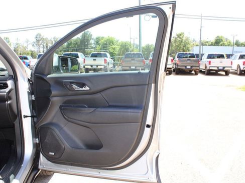 Used 2018 GMC Acadia SLT w/ LPO, Floor Liner Package FWD image 30
