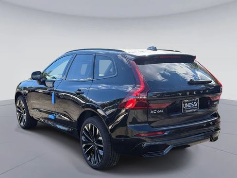 Certified 2026 Volvo XC60 B5 Ultra w/ Protection Package Premier AWD/4WD image 11