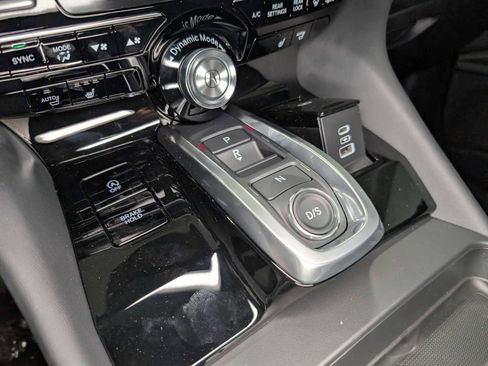 Used 2025 Acura MDX SH-AWD w/ Technology Package image 35