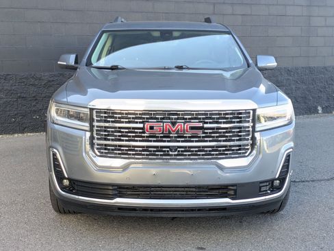 Used 2022 GMC Acadia Denali w/ Denali Ultimate Package image 2