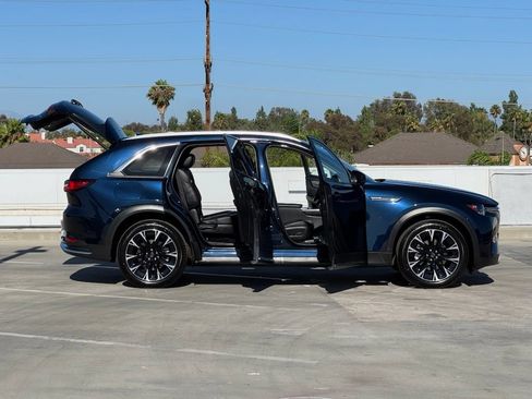 Used 2024 MAZDA CX-90 Plug-In Hybrid w/ Premium Pkg AWD/4WD image 30