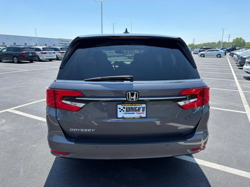 Used 2024 Honda Odyssey Touring image 5