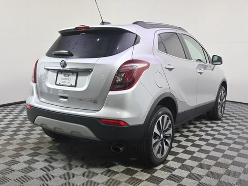 Used 2022 Buick Encore Preferred w/ Safety Package II AWD/4WD image 5