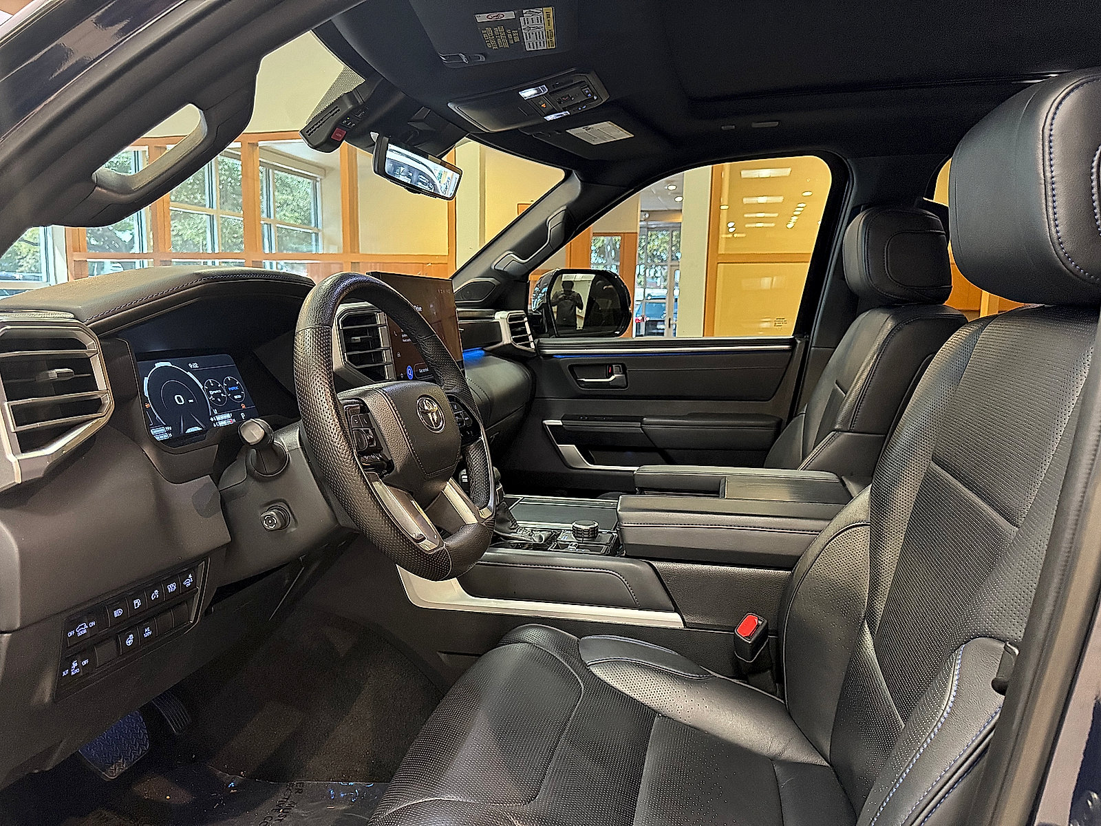 Used 2023 Toyota Sequoia Platinum AWD/4WD image 9