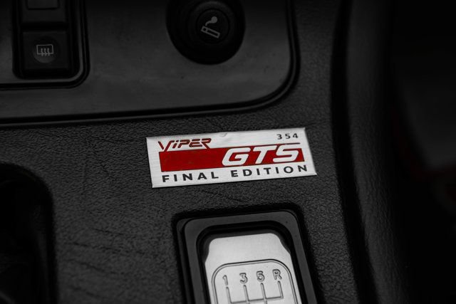 Used 2002 Dodge Viper GTS RWD image 28