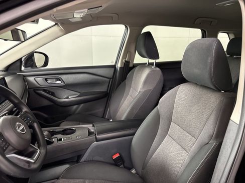Used 2024 Nissan Rogue SV FWD image 21